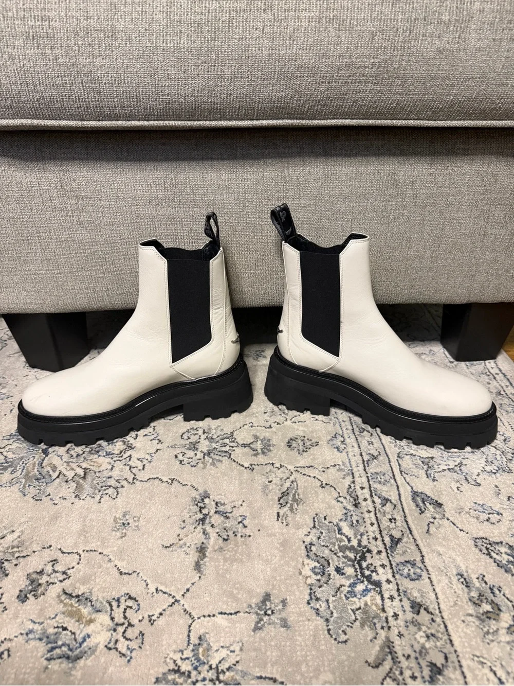 N/A white patent